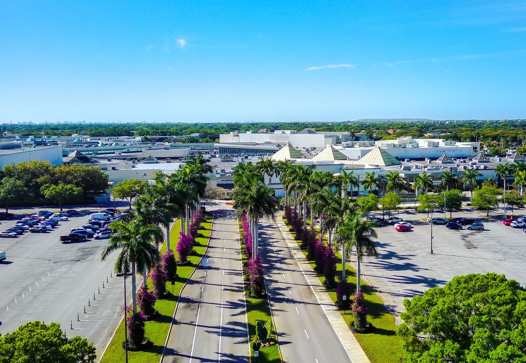 For Rent: $3,995 (3 beds, 3 baths, 2178 Square Feet)