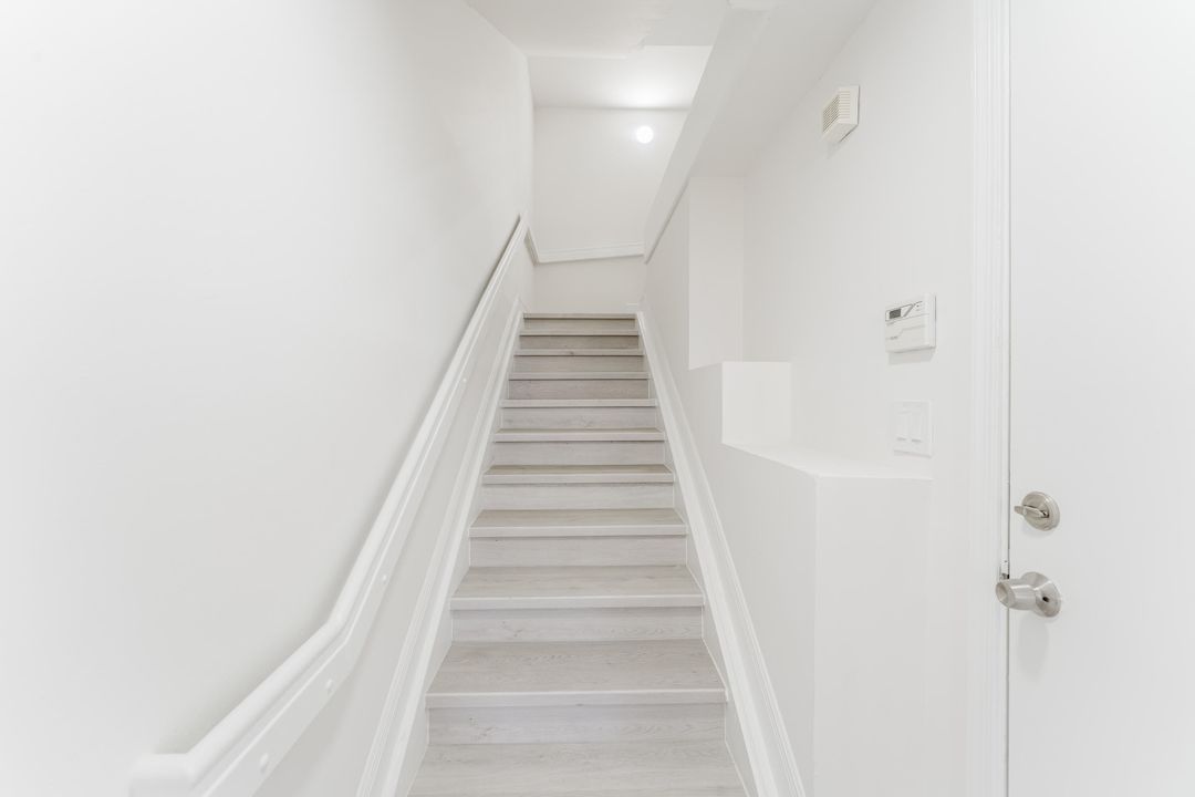 For Rent: $3,995 (3 beds, 3 baths, 2178 Square Feet)