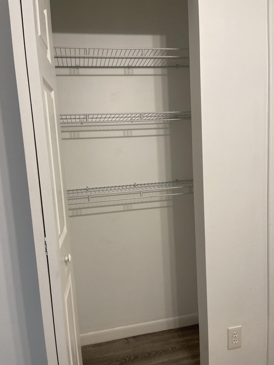 For Rent: $1,850 (2 beds, 2 baths, 1167 Square Feet)