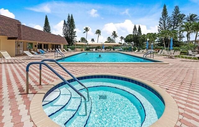 For Rent: $1,850 (2 beds, 2 baths, 1167 Square Feet)