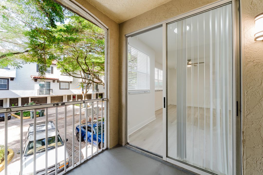 For Rent: $3,995 (3 beds, 3 baths, 2178 Square Feet)