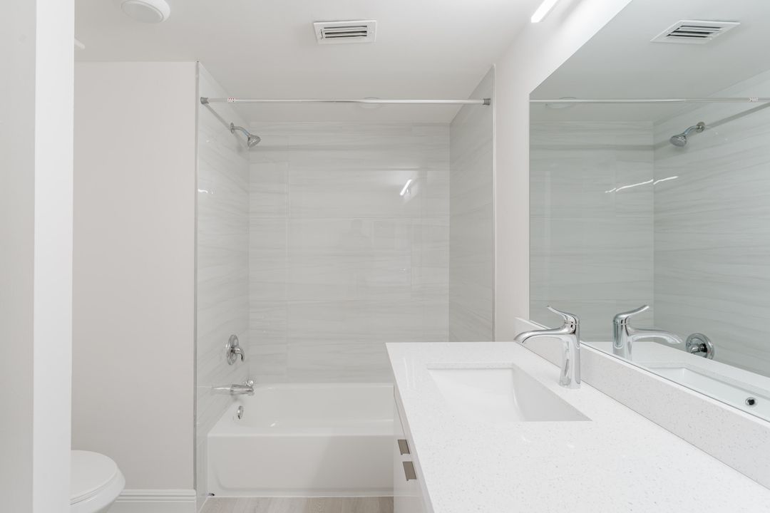 For Rent: $3,995 (3 beds, 3 baths, 2178 Square Feet)