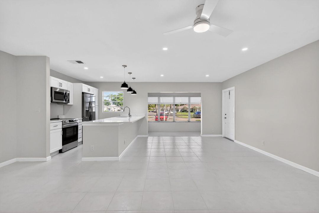 На продажу: $189,000 (1 спален, 1 ванн, 1068 Квадратных фут)