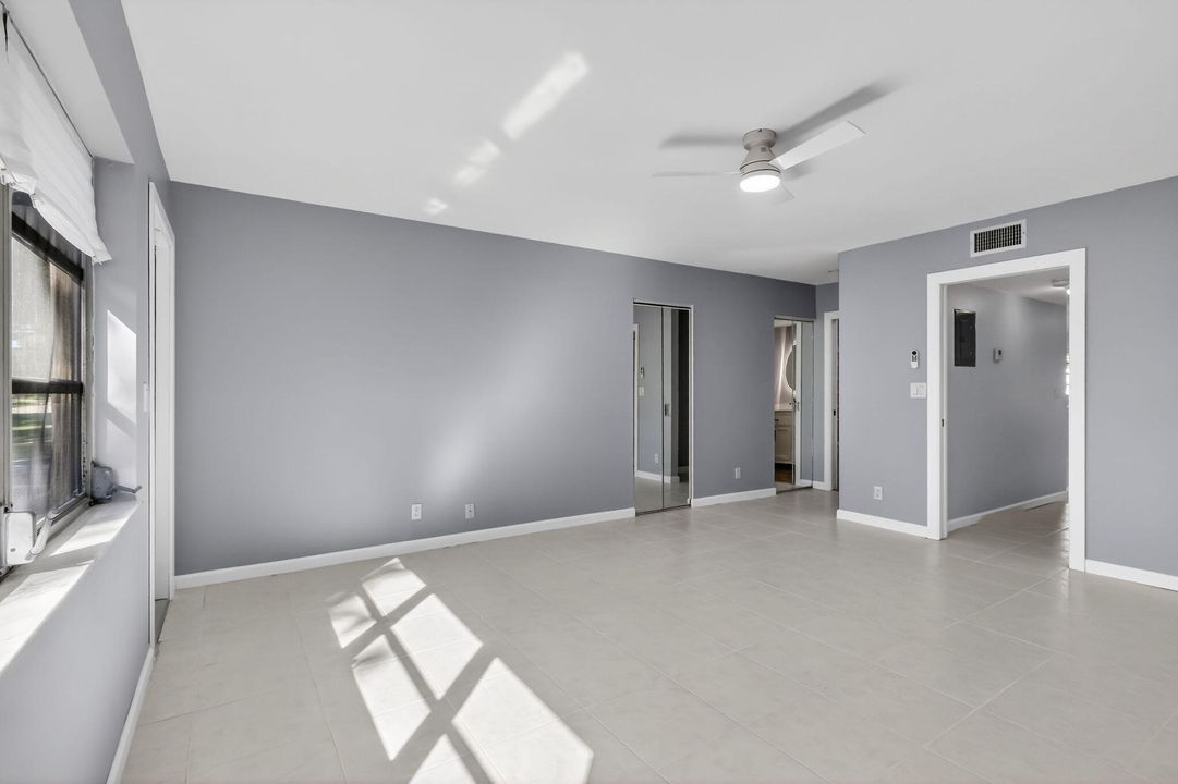 На продажу: $189,000 (1 спален, 1 ванн, 1068 Квадратных фут)