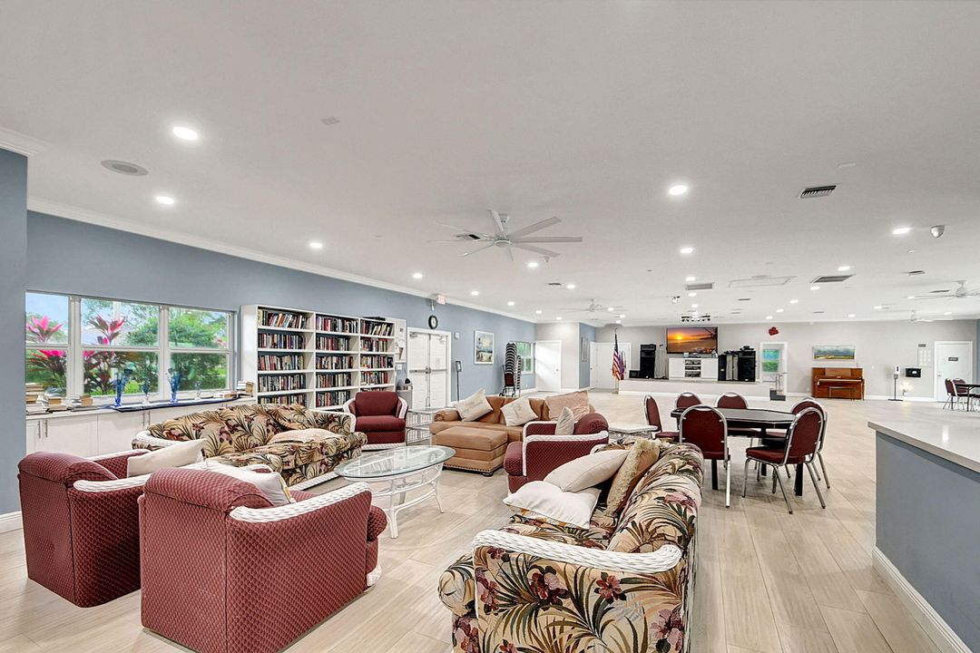 На продажу: $189,000 (1 спален, 1 ванн, 1068 Квадратных фут)