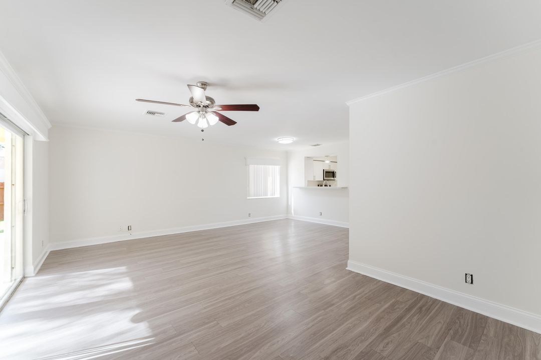 For Rent: $4,995 (4 beds, 2 baths, 1902 Square Feet)