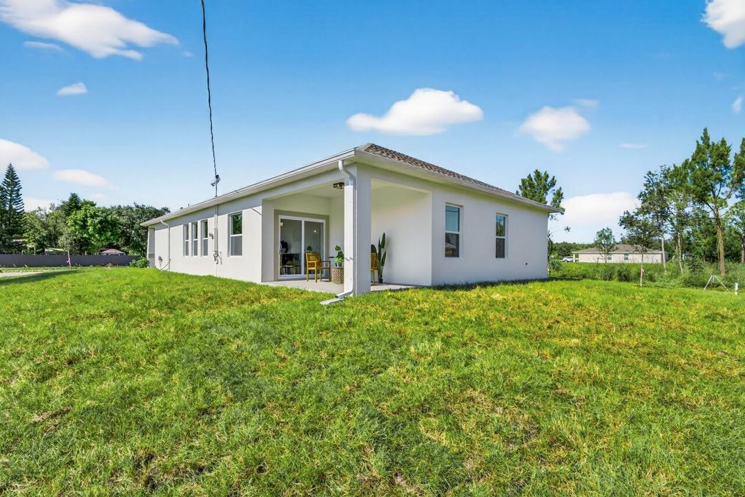 For Sale: $389,000 (3 beds, 2 baths, 1790 Square Feet)