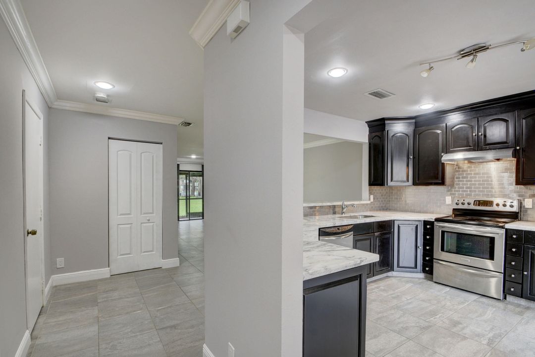 出租: $2,700 (2 贝兹, 2 浴室, 1632 平方英尺)