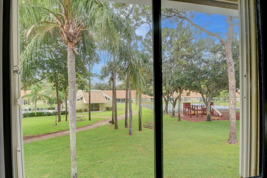 出租: $2,700 (2 贝兹, 2 浴室, 1632 平方英尺)