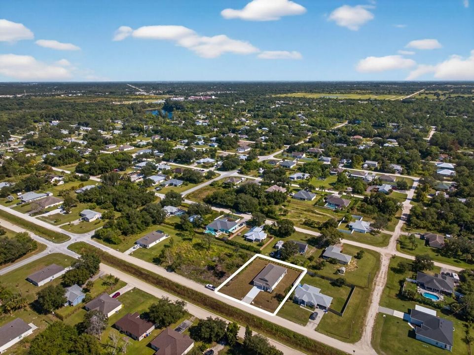 For Sale: $389,000 (3 beds, 2 baths, 1790 Square Feet)