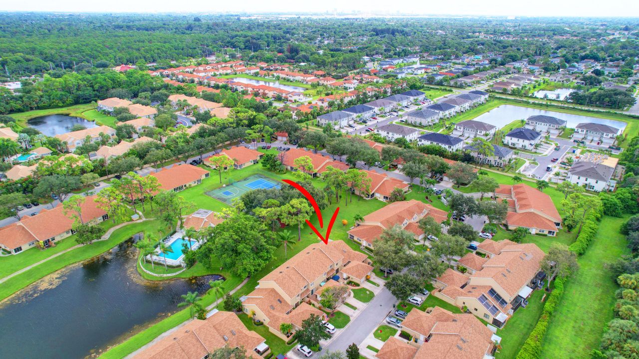 出租: $2,700 (2 贝兹, 2 浴室, 1632 平方英尺)