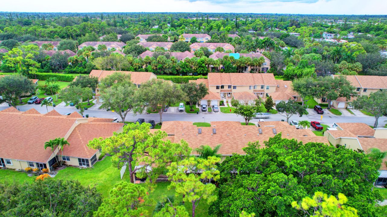 出租: $2,700 (2 贝兹, 2 浴室, 1632 平方英尺)