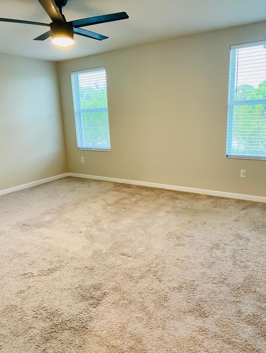 For Rent: $3,000 (3 beds, 2 baths, 1804 Square Feet)