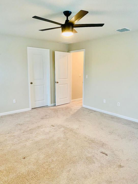 For Rent: $3,000 (3 beds, 2 baths, 1804 Square Feet)