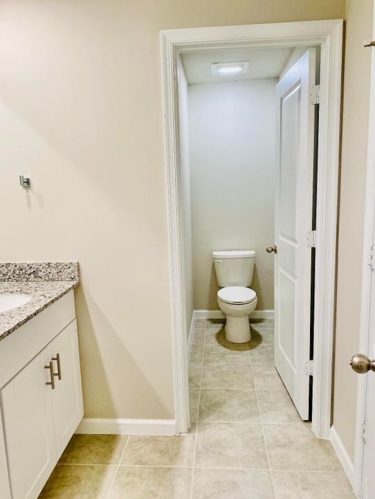 For Rent: $3,000 (3 beds, 2 baths, 1804 Square Feet)