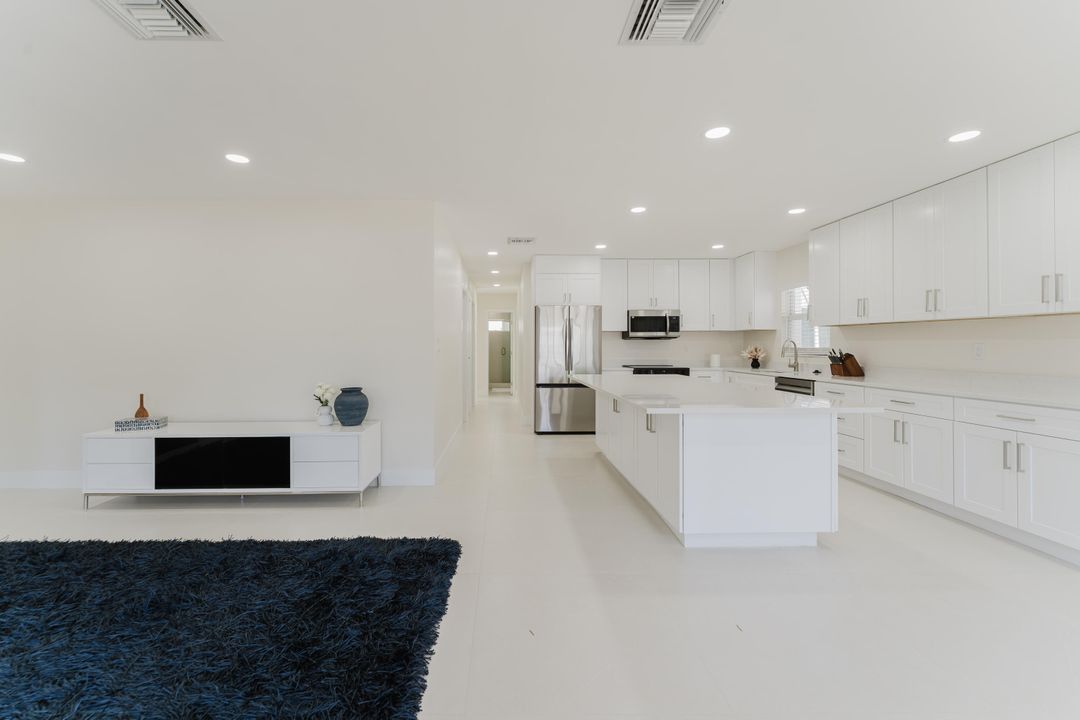 В аренду: $12,500 (4 спален, 3 ванн, 2589 Квадратных фут)