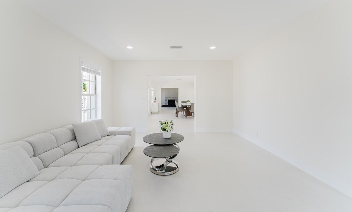 В аренду: $12,500 (4 спален, 3 ванн, 2589 Квадратных фут)