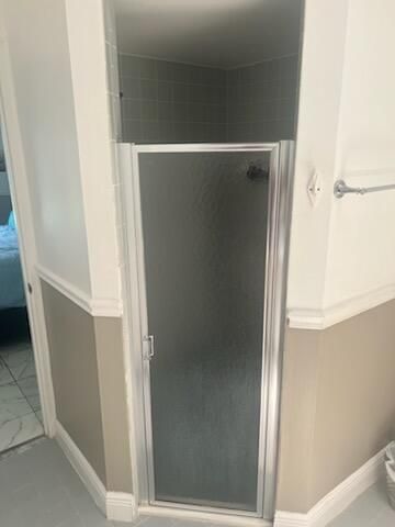 For Rent: $1,000 (1 beds, 1 baths, 2396 Square Feet)