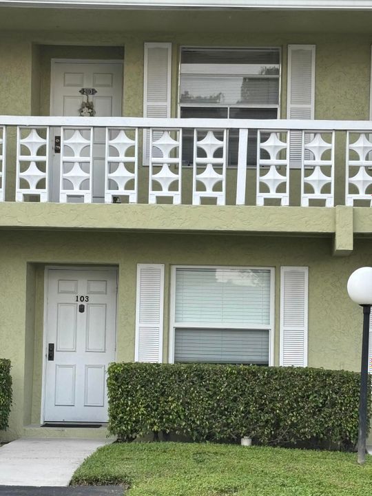 For Rent: $1,850 (2 beds, 2 baths, 1167 Square Feet)