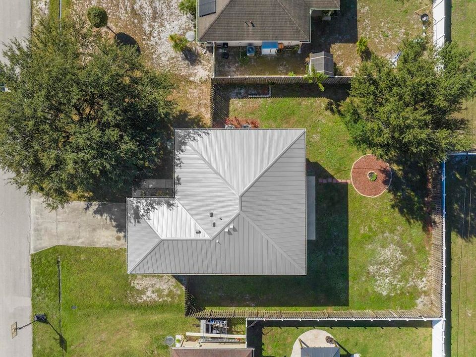 For Rent: $3,500 (4 beds, 2 baths, 2792 Square Feet)