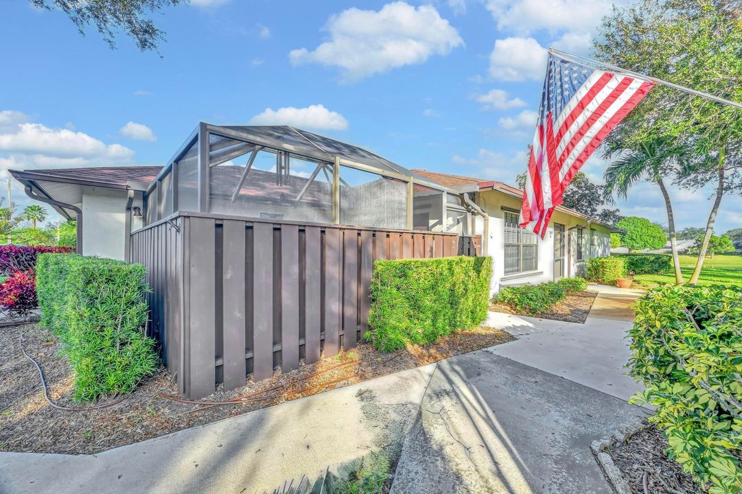 待售: $224,900 (2 贝兹, 2 浴室, 1480 平方英尺)