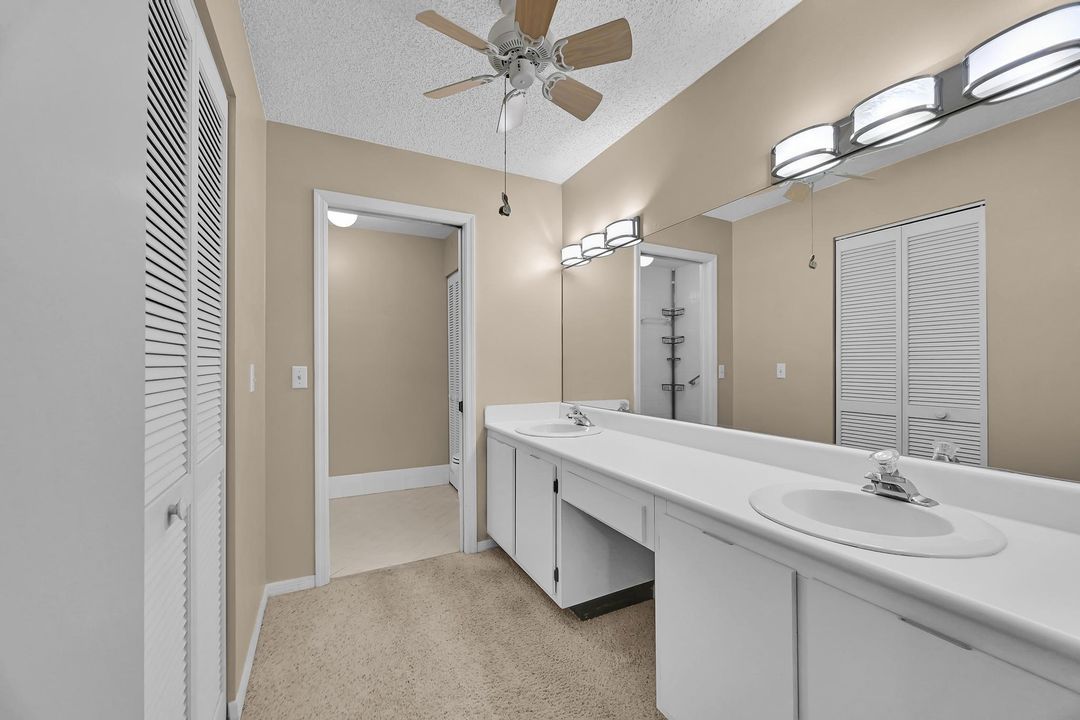 待售: $224,900 (2 贝兹, 2 浴室, 1480 平方英尺)