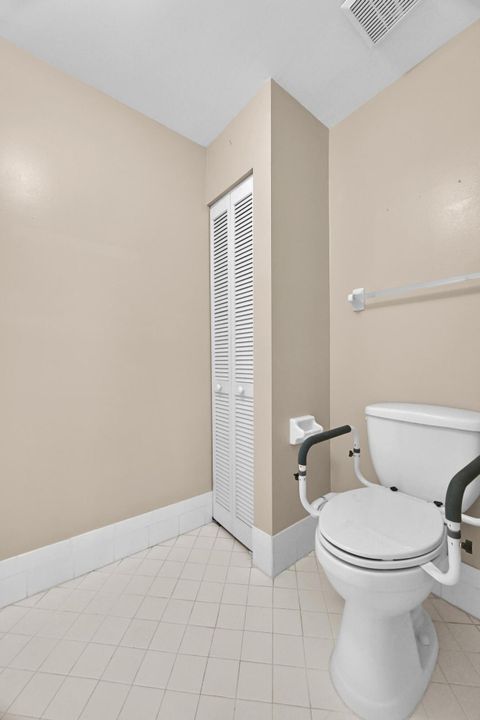 待售: $224,900 (2 贝兹, 2 浴室, 1480 平方英尺)