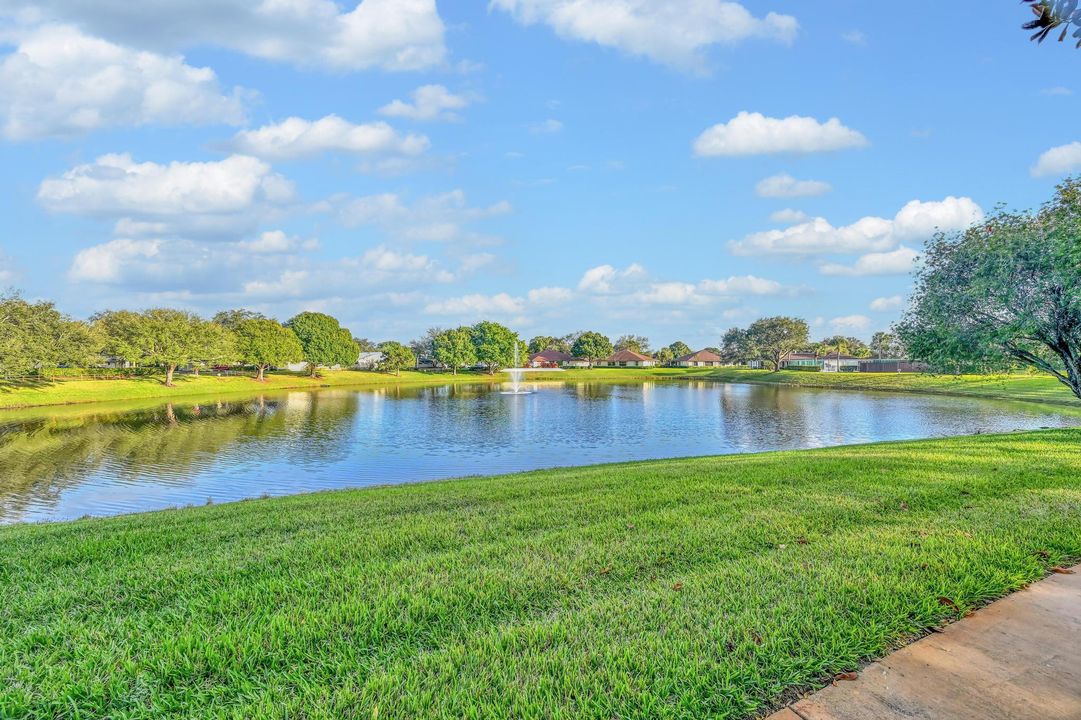 待售: $224,900 (2 贝兹, 2 浴室, 1480 平方英尺)