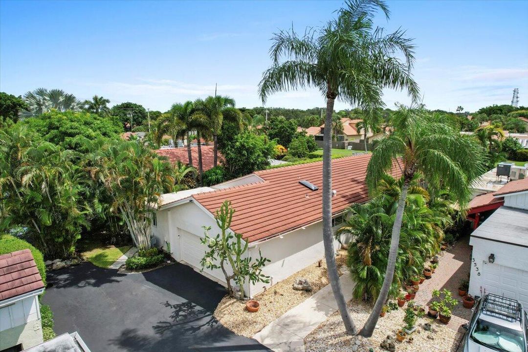 En Venta: $450,000 (3 camas, 2 baños, 2200 Pies cuadrados)