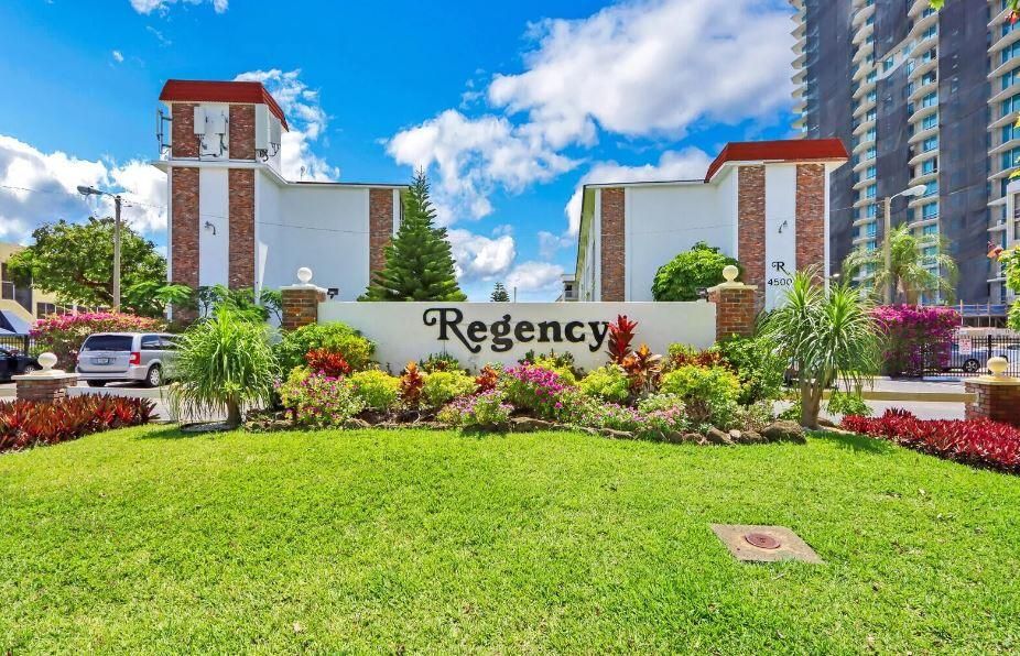 For Rent: $1,950 (2 beds, 1 baths, 948 Square Feet)