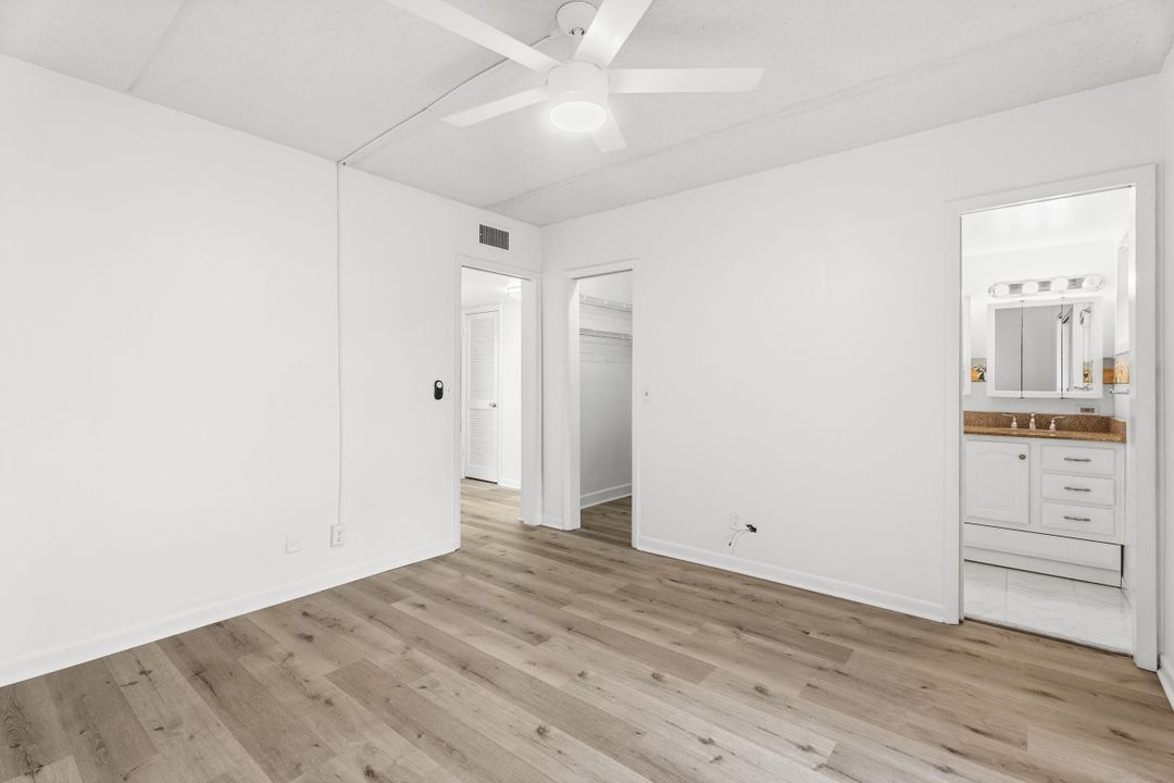 For Rent: $1,950 (2 beds, 1 baths, 948 Square Feet)