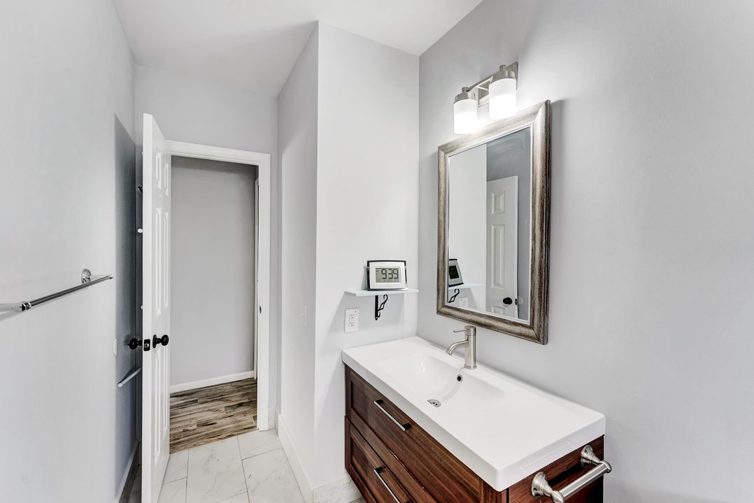 En Venta: $499,000 (3 camas, 2 baños, 2051 Pies cuadrados)