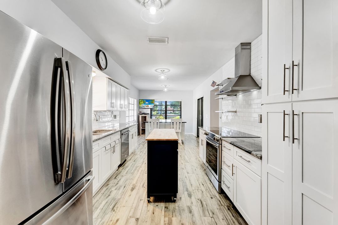 En Venta: $499,000 (3 camas, 2 baños, 2051 Pies cuadrados)