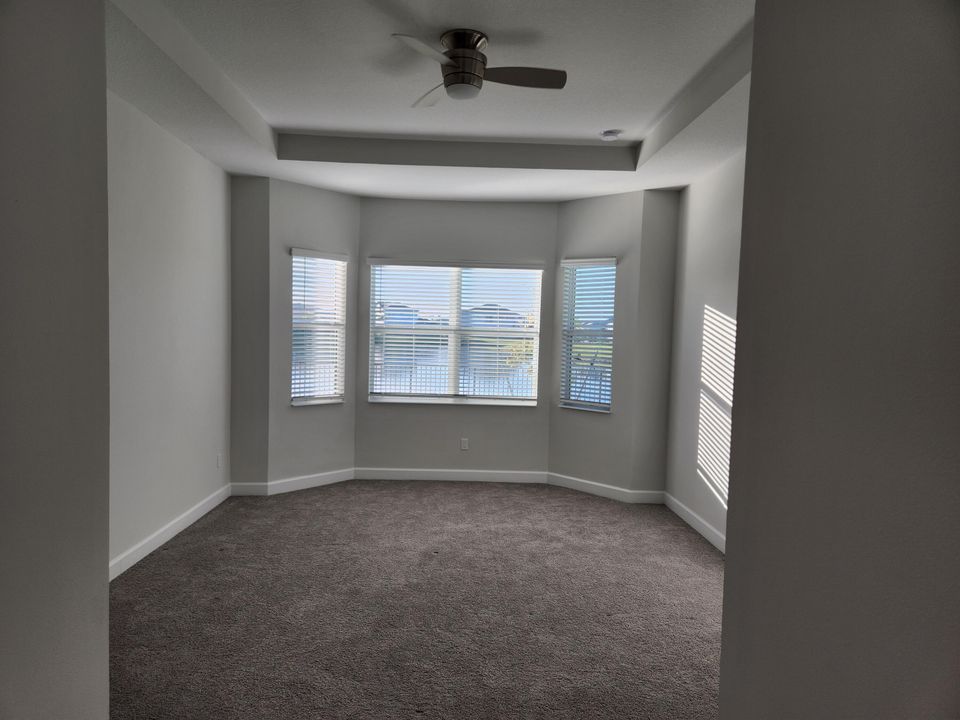 For Sale: $685,000 (3 beds, 2 baths, 2305 Square Feet)