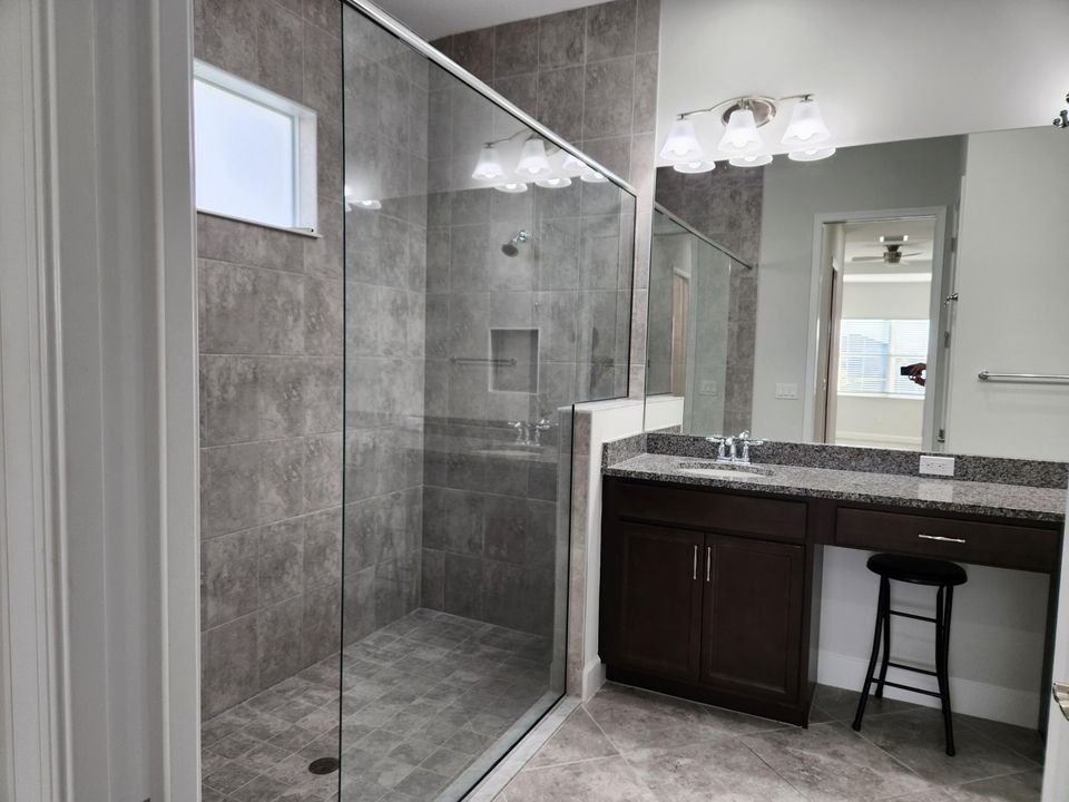 For Sale: $685,000 (3 beds, 2 baths, 2305 Square Feet)