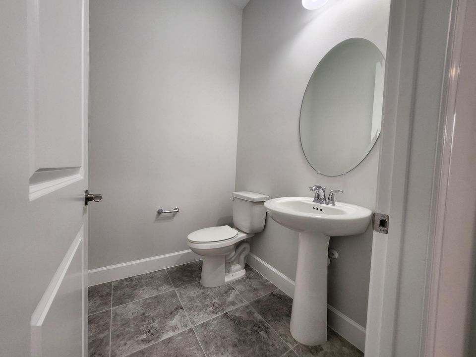 For Sale: $685,000 (3 beds, 2 baths, 2305 Square Feet)