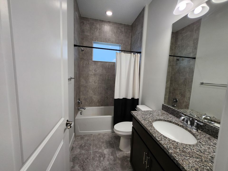 For Sale: $685,000 (3 beds, 2 baths, 2305 Square Feet)