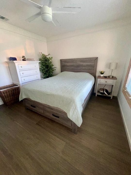 For Sale: $625,000 (3 beds, 2 baths, 1915 Square Feet)