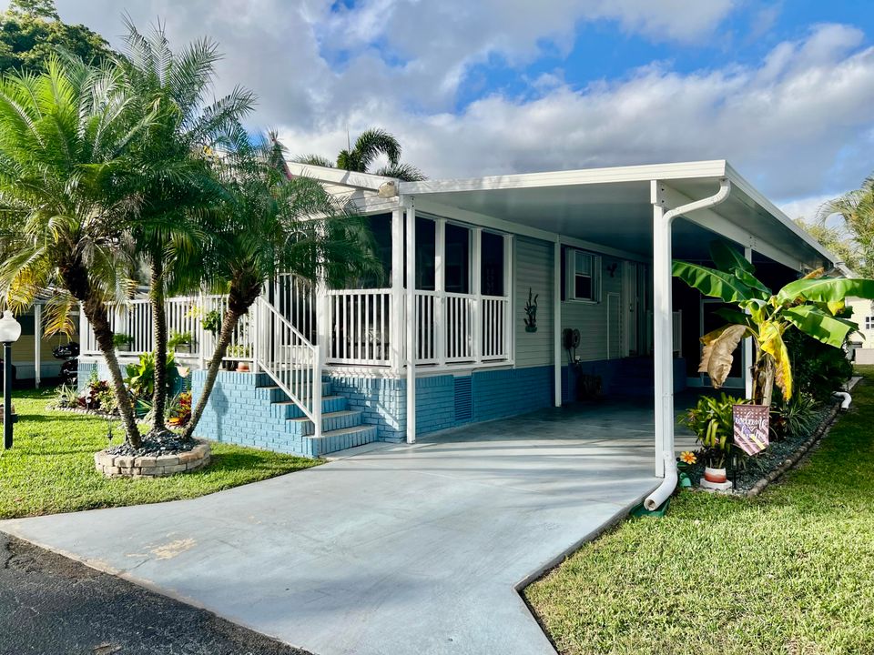 For Sale: $130,000 (2 beds, 2 baths, 1410 Square Feet)