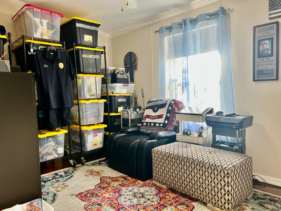 For Sale: $130,000 (2 beds, 2 baths, 1410 Square Feet)