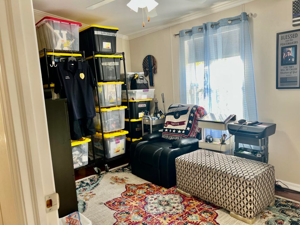 For Sale: $130,000 (2 beds, 2 baths, 1410 Square Feet)