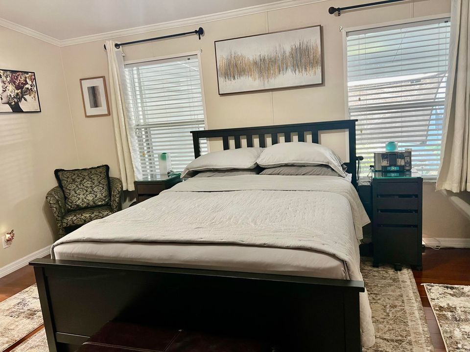 For Sale: $130,000 (2 beds, 2 baths, 1410 Square Feet)