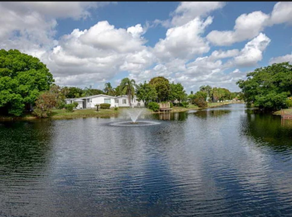 For Sale: $130,000 (2 beds, 2 baths, 1410 Square Feet)