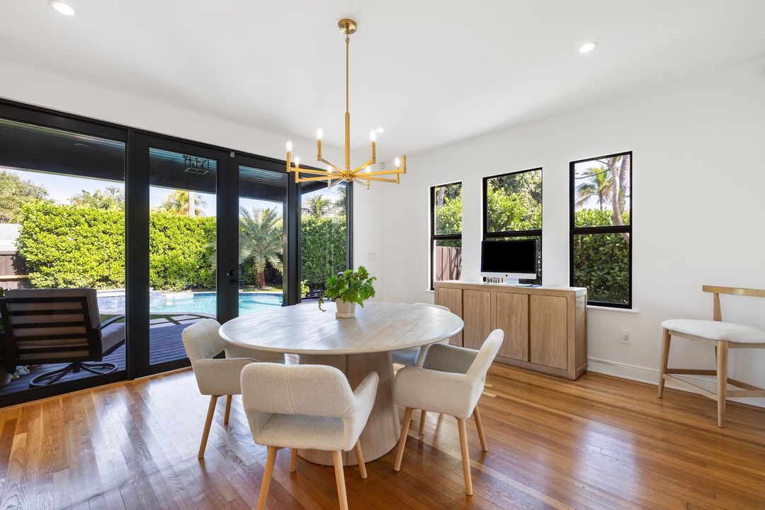 En Venta: $1,897,000 (3 camas, 3 baños, 2815 Pies cuadrados)