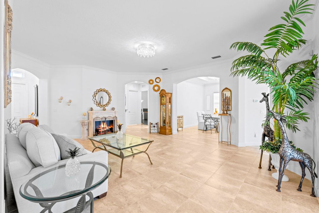 For Sale: $1,165,000 (4 beds, 3 baths, 2972 Square Feet)