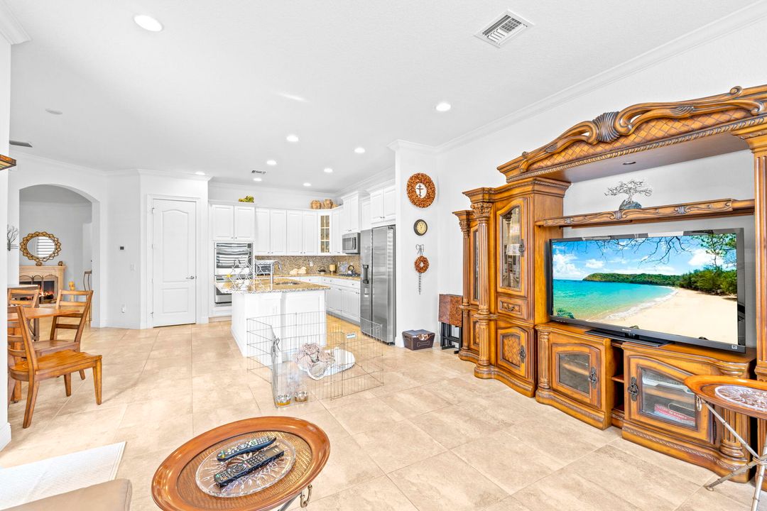 For Sale: $1,165,000 (4 beds, 3 baths, 2972 Square Feet)