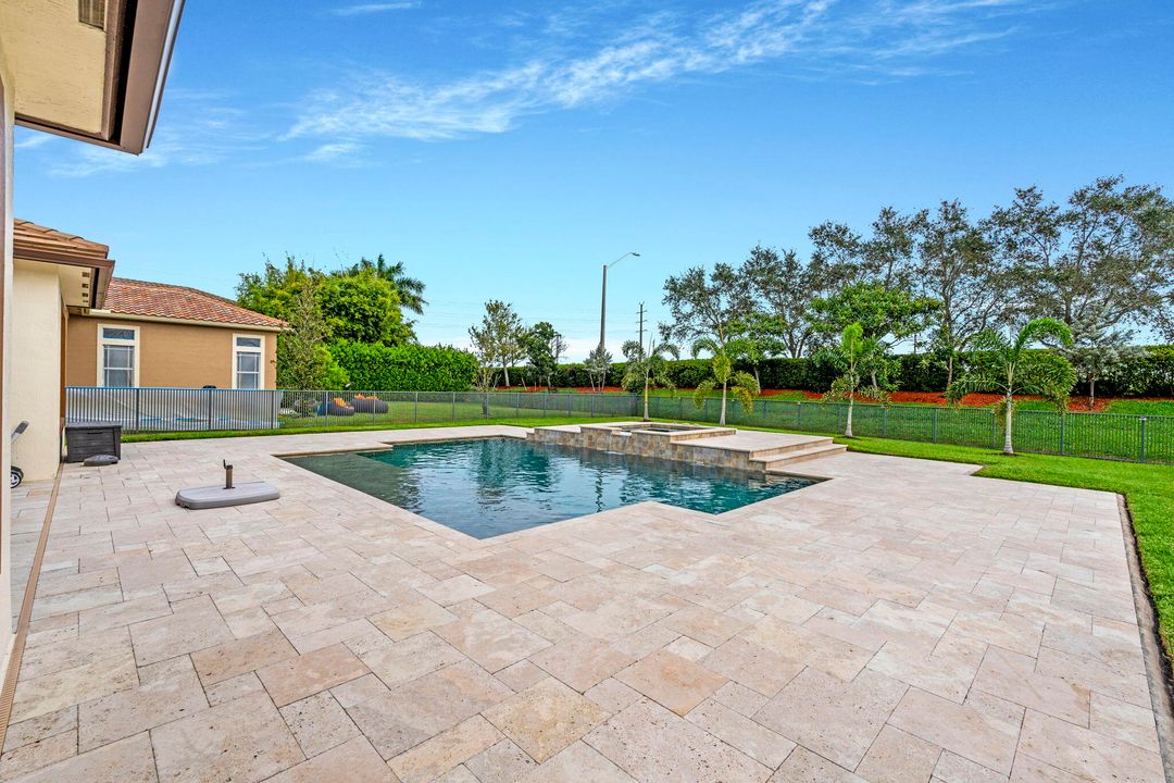 For Sale: $1,165,000 (4 beds, 3 baths, 2972 Square Feet)