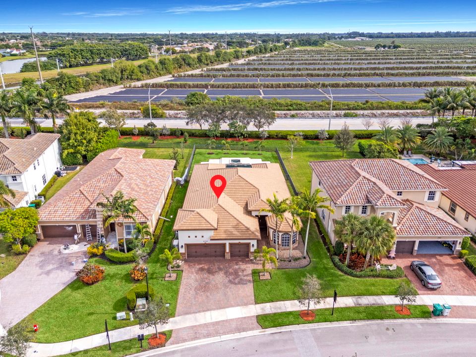 For Sale: $1,165,000 (4 beds, 3 baths, 2972 Square Feet)