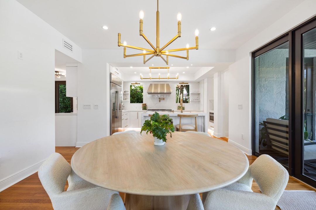 En Venta: $1,897,000 (3 camas, 3 baños, 2815 Pies cuadrados)