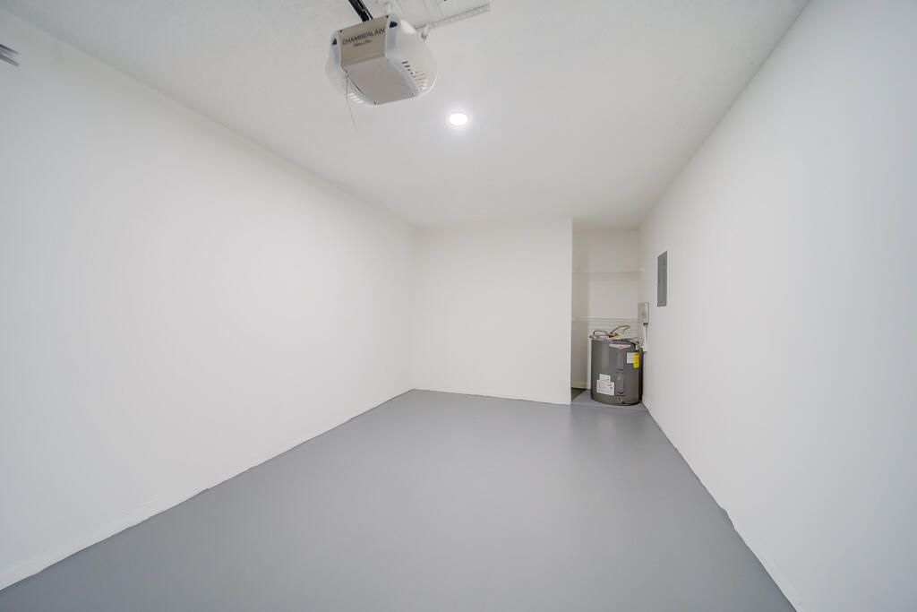 待售: $389,000 (2 贝兹, 2 浴室, 1100 平方英尺)